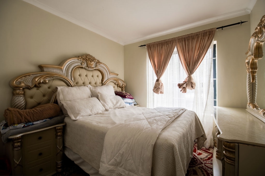 2 Bedroom Property for Sale in Wellington Central Western Cape